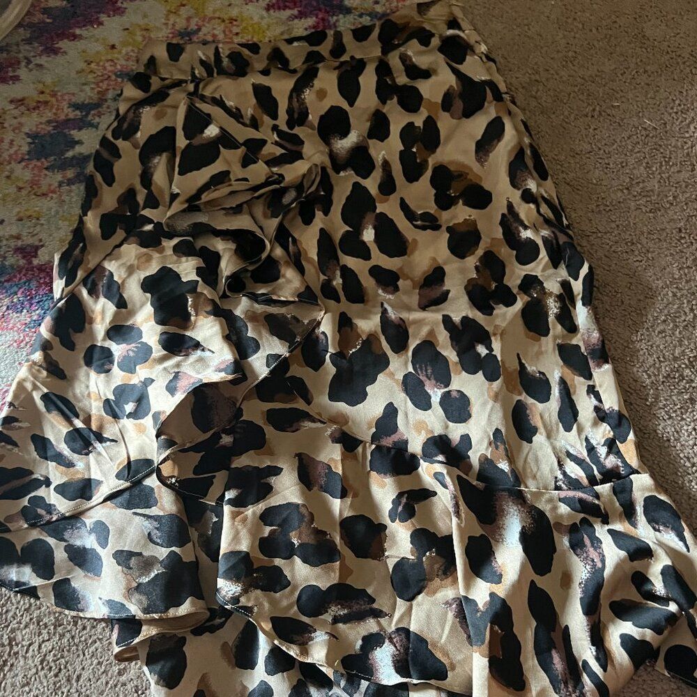 Nasty Gal animal print‎ skirt 8
